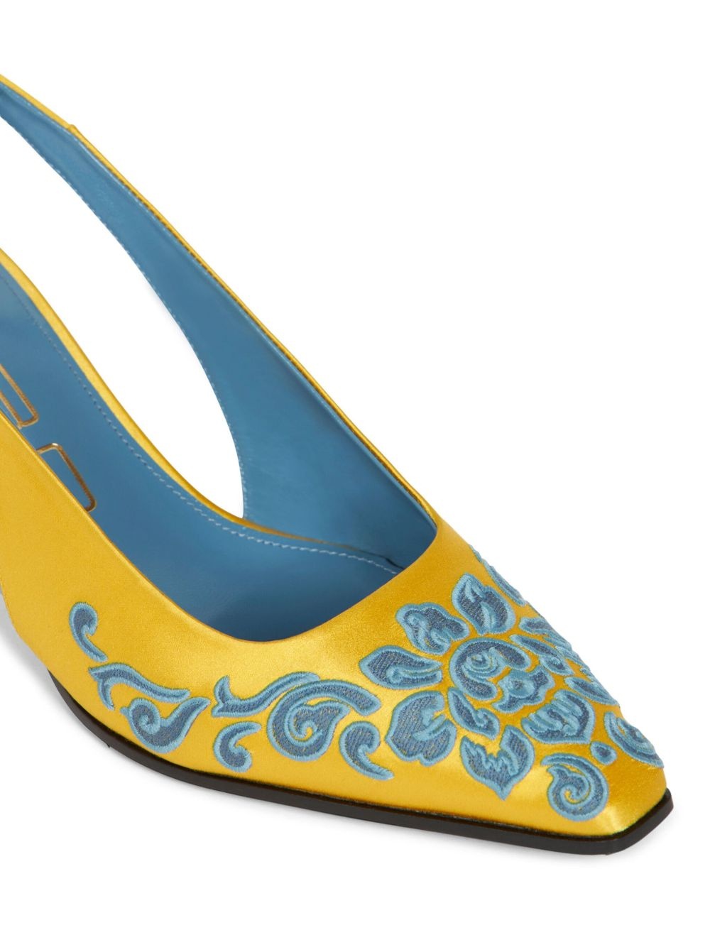 embroidered pumps - 4