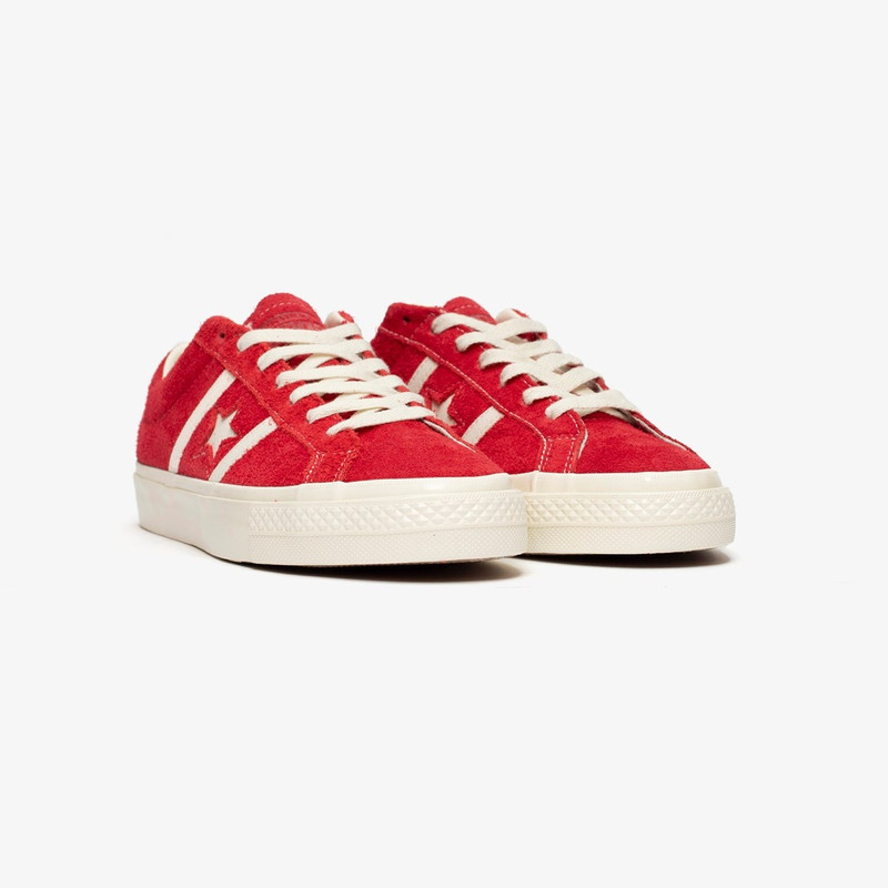 Converse One Star Academy Pro outlook