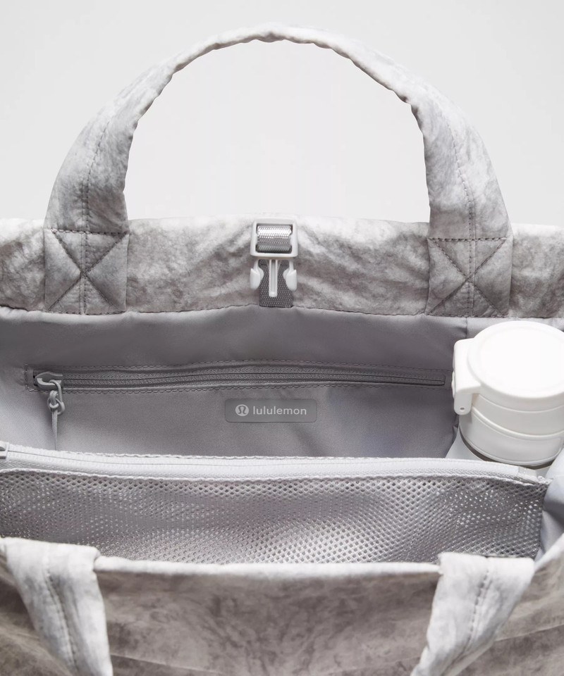 On My Level Tote Bag 20L 4