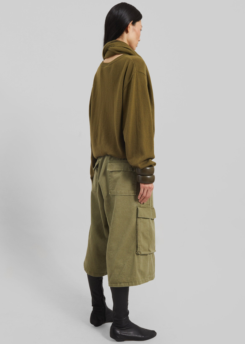 Vermont Scarf Sweater - Olive 8
