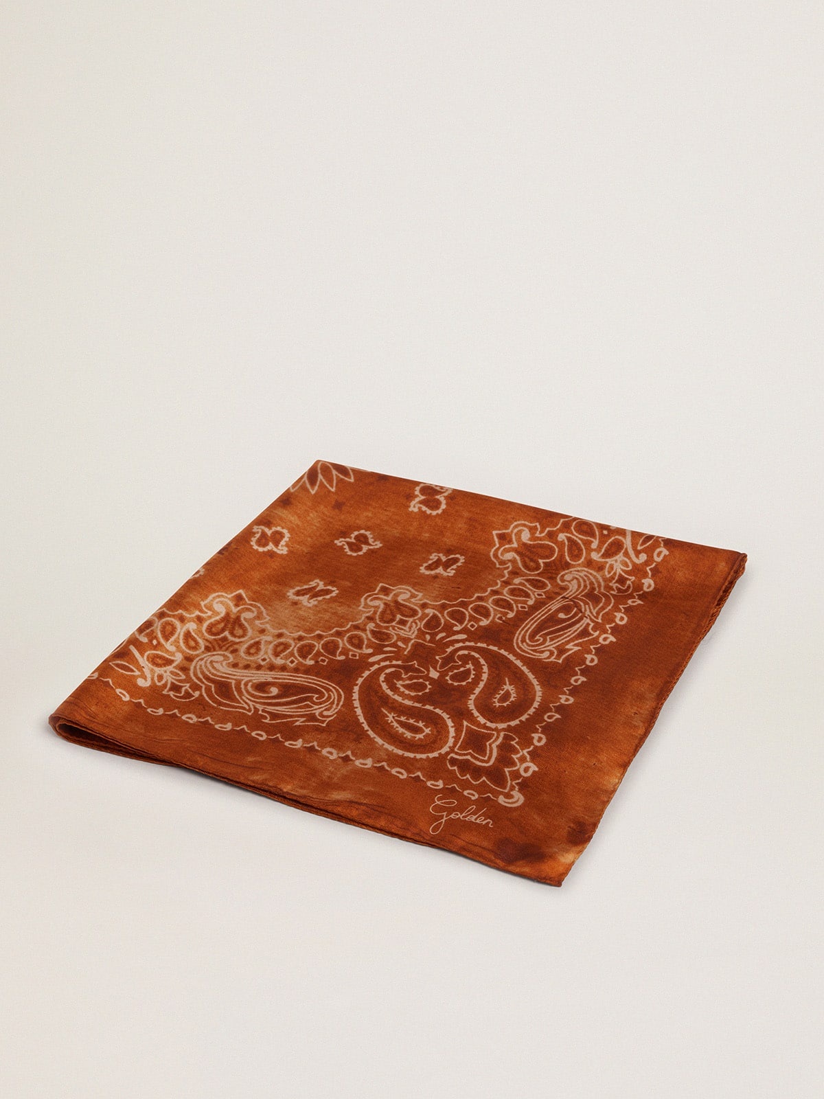 Terracotta-colored Golden Collection scarf with paisley pattern - 1