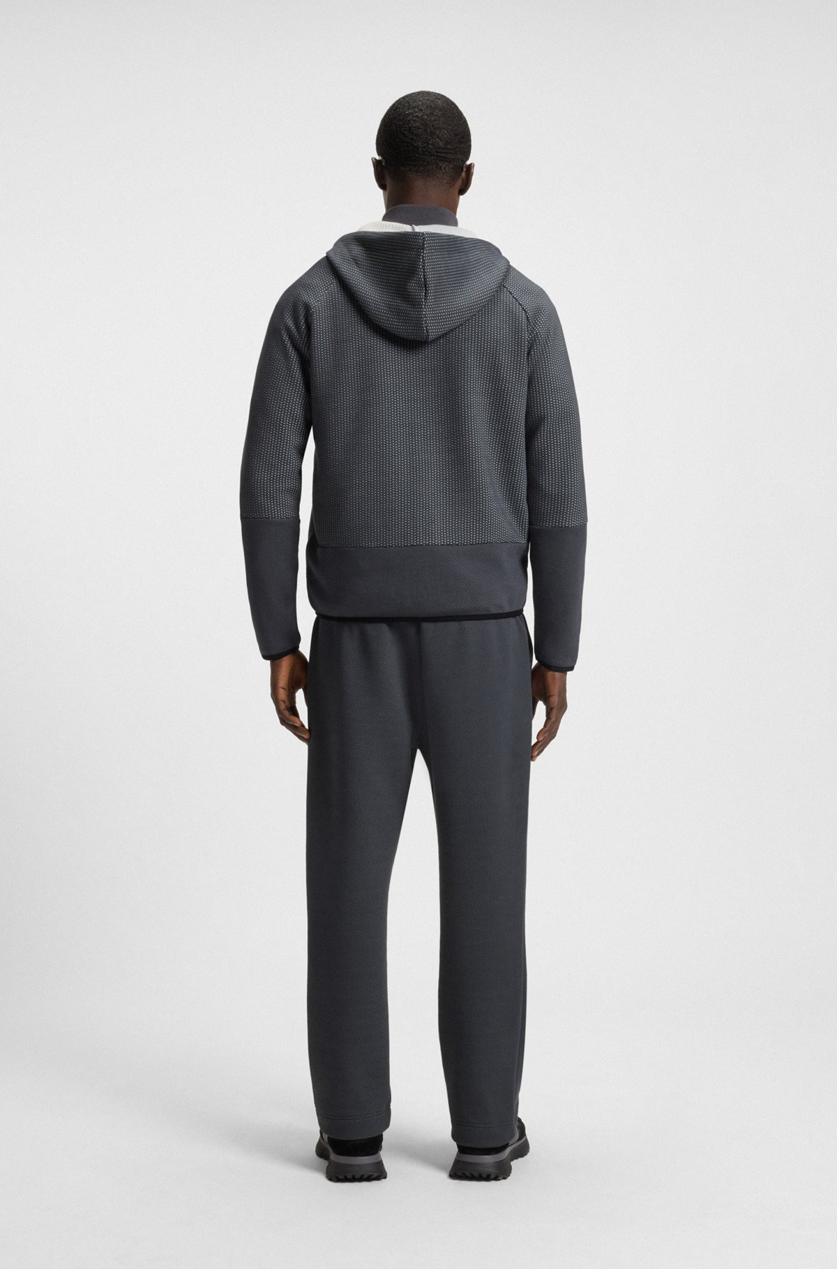 RELAXED-FIT TRACKSUIT BOTTOMS IN QUILTED JACQUARD - 5