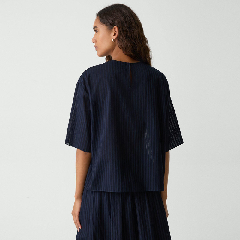 Boxy Tee in Linear Cotton 4