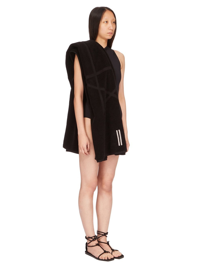 Pentagram beach towel 7