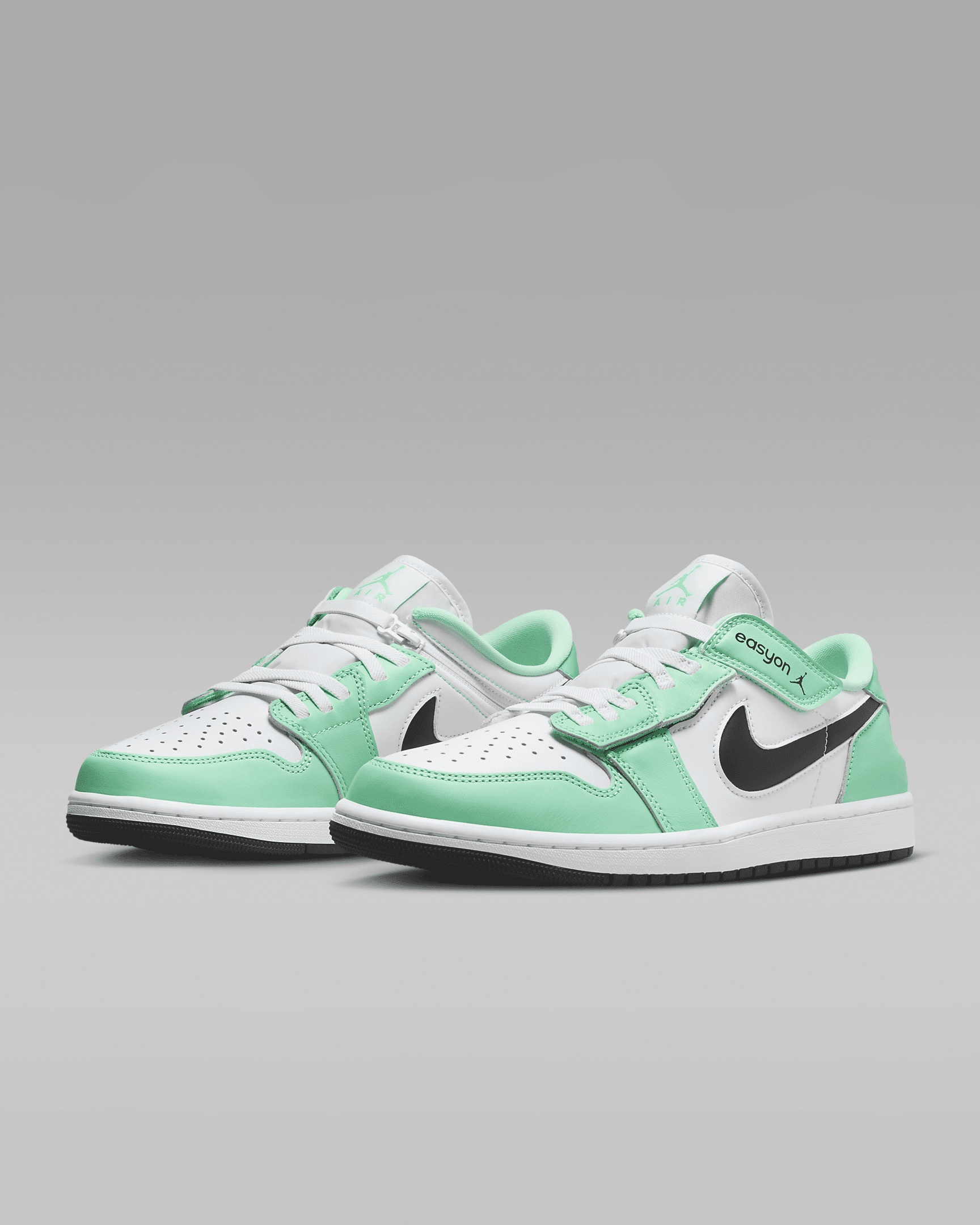 Air Jordan 1 Low FlyEase Men's Easy On/Off Shoes - 5