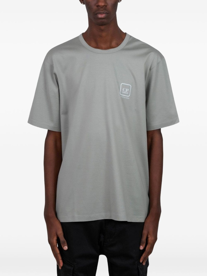 badge T-shirt 1