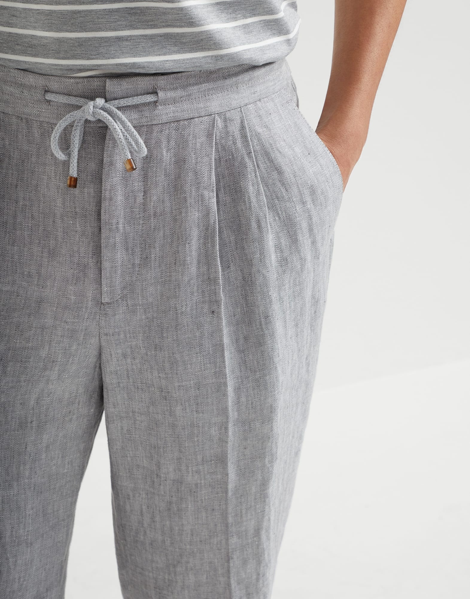 Linen chevron leisure fit trousers with drawstring and double pleats - 3