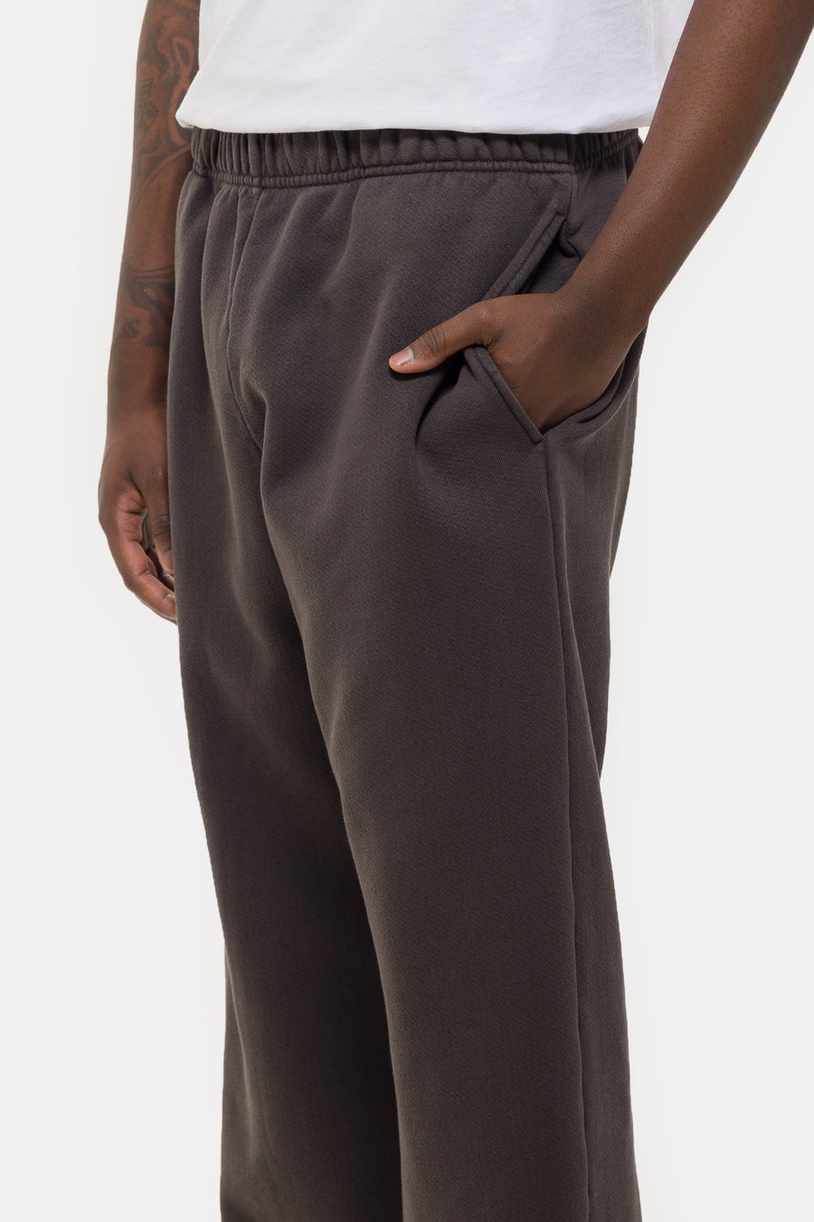 Heavyweight Puddle Pant in Vintage Black - 4