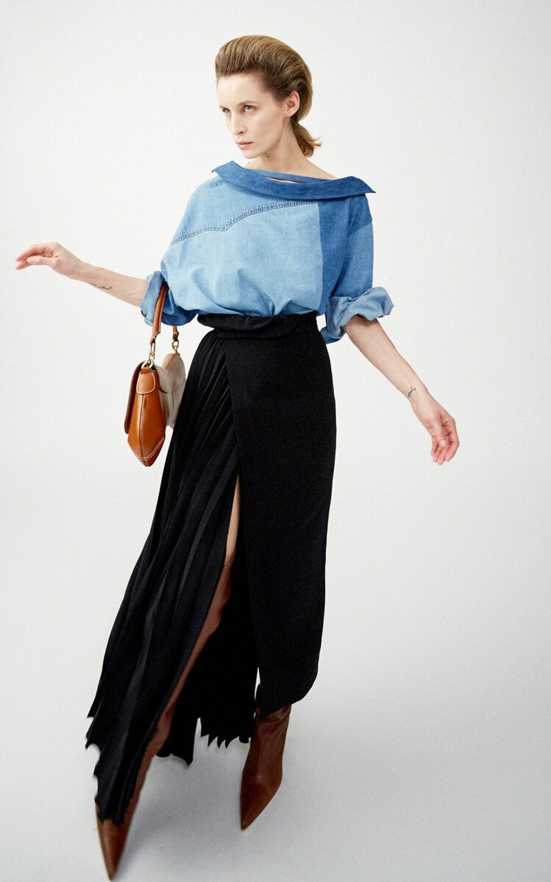 A.W.A.K.E. MODE Asymmetrical Pleated Midi Skirt black outlook