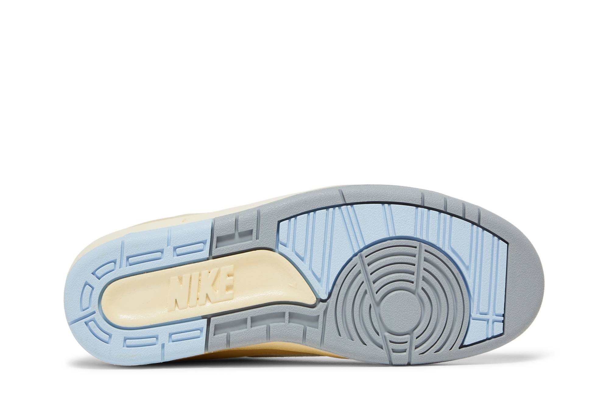 Wmns Air Jordan 2 Low 'Look, Up in the Air' - 4