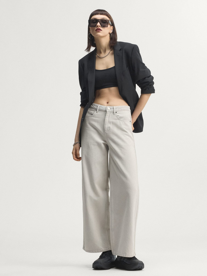 HIGH-RISE WIDE-LEG DENIM PANTS 1