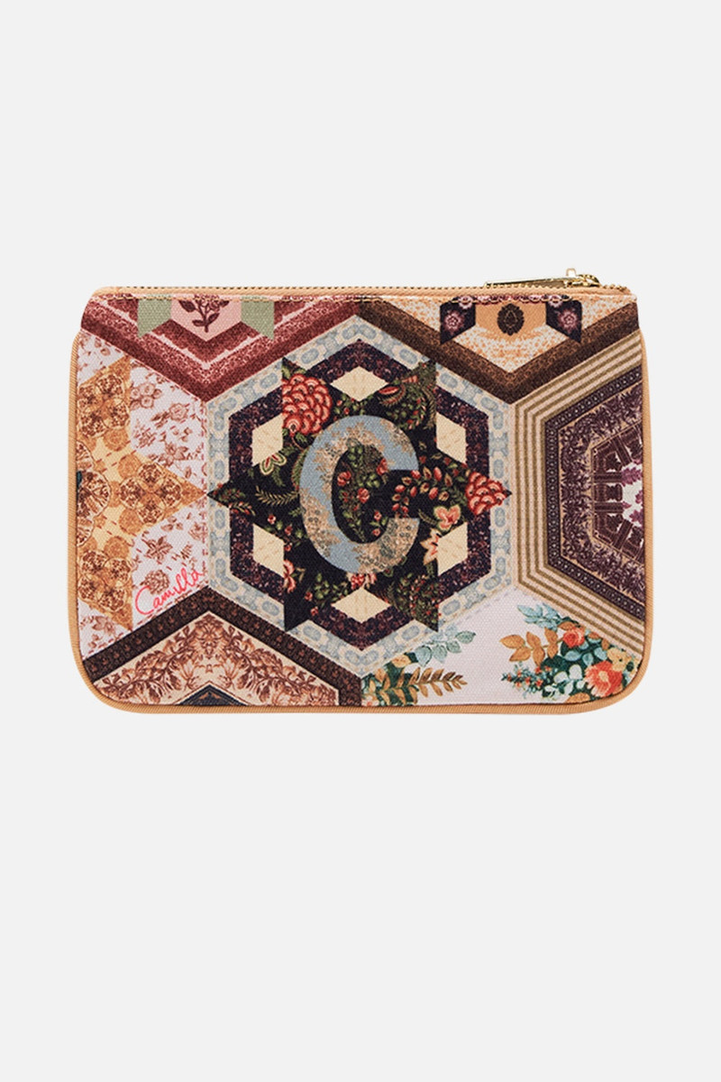 CAMILLA COIN AND PHONE PURSE outlook