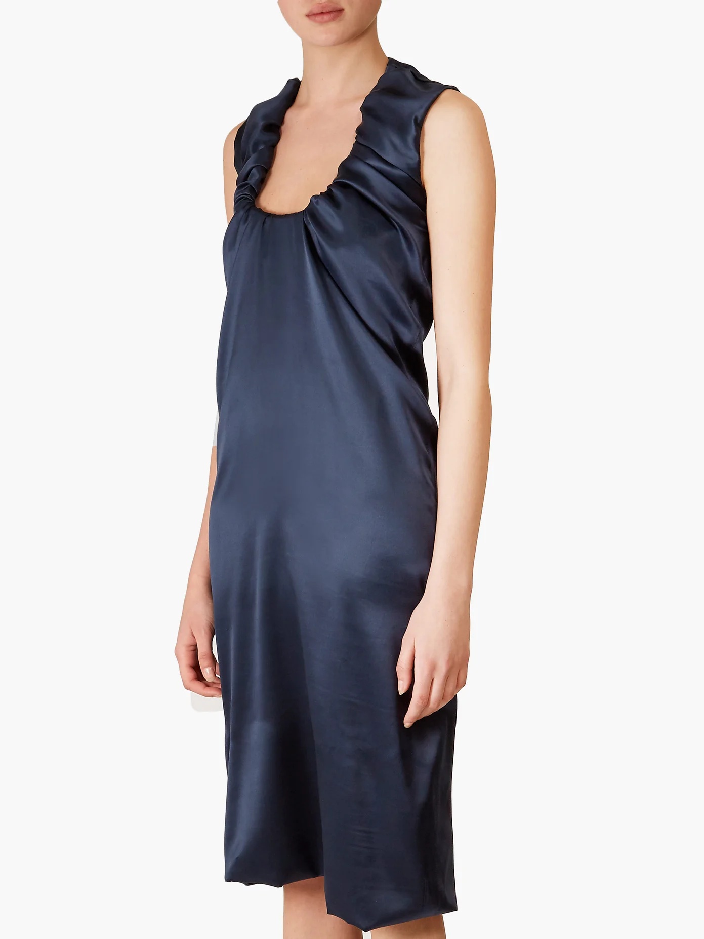 Gathered scoop-neck satin midi dress - 4