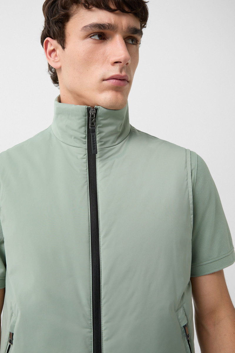 Jonny Lightweight vest in Lime green 5