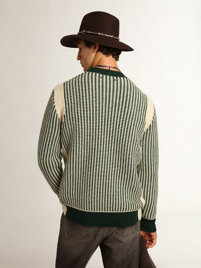 Men's round-neck sweater in two-tone white and green wool 4