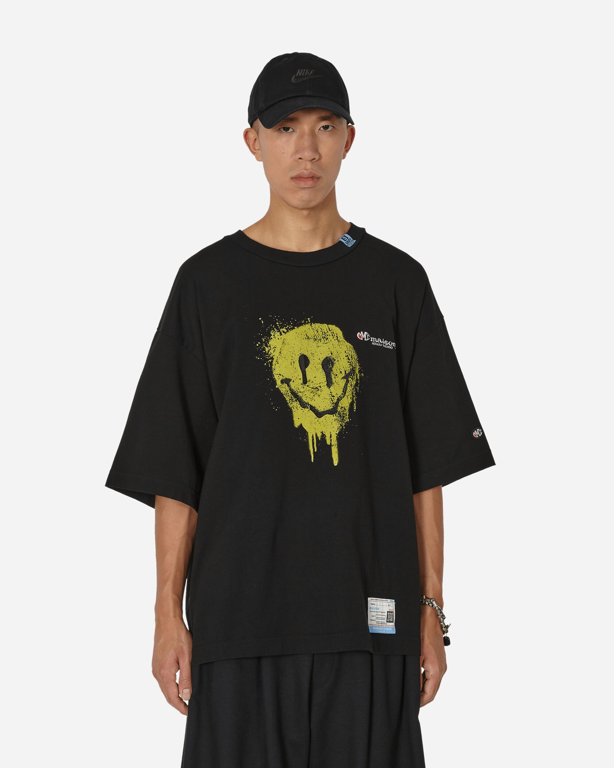 Smily Face Printed T-Shirt Black - 1