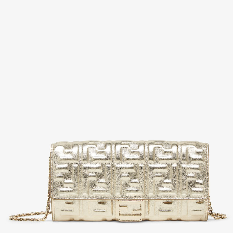 Baguette Continental Wallet With Chain 1