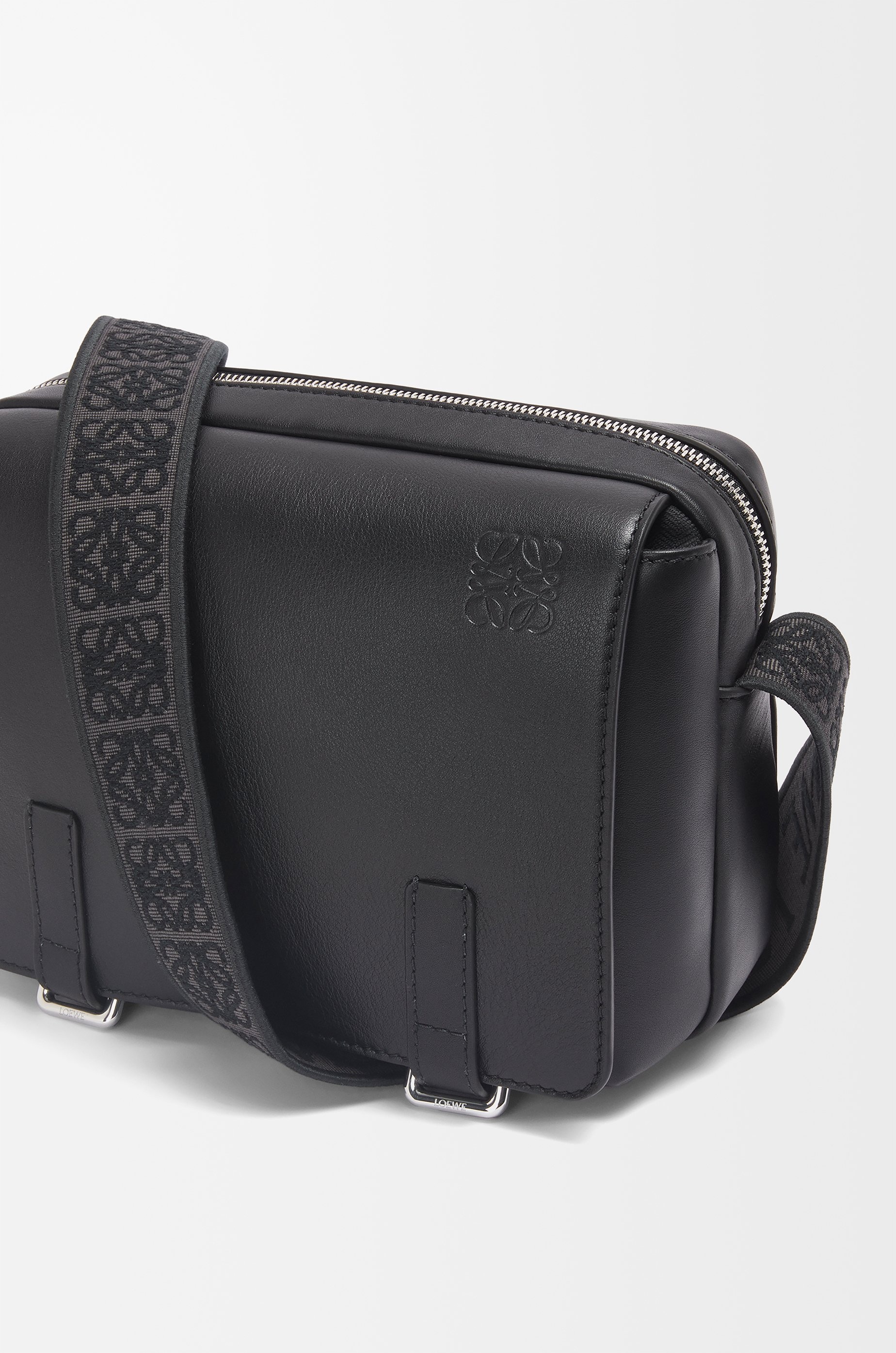 XS Military messenger bag in supple smooth calfskin and jacquard - 4