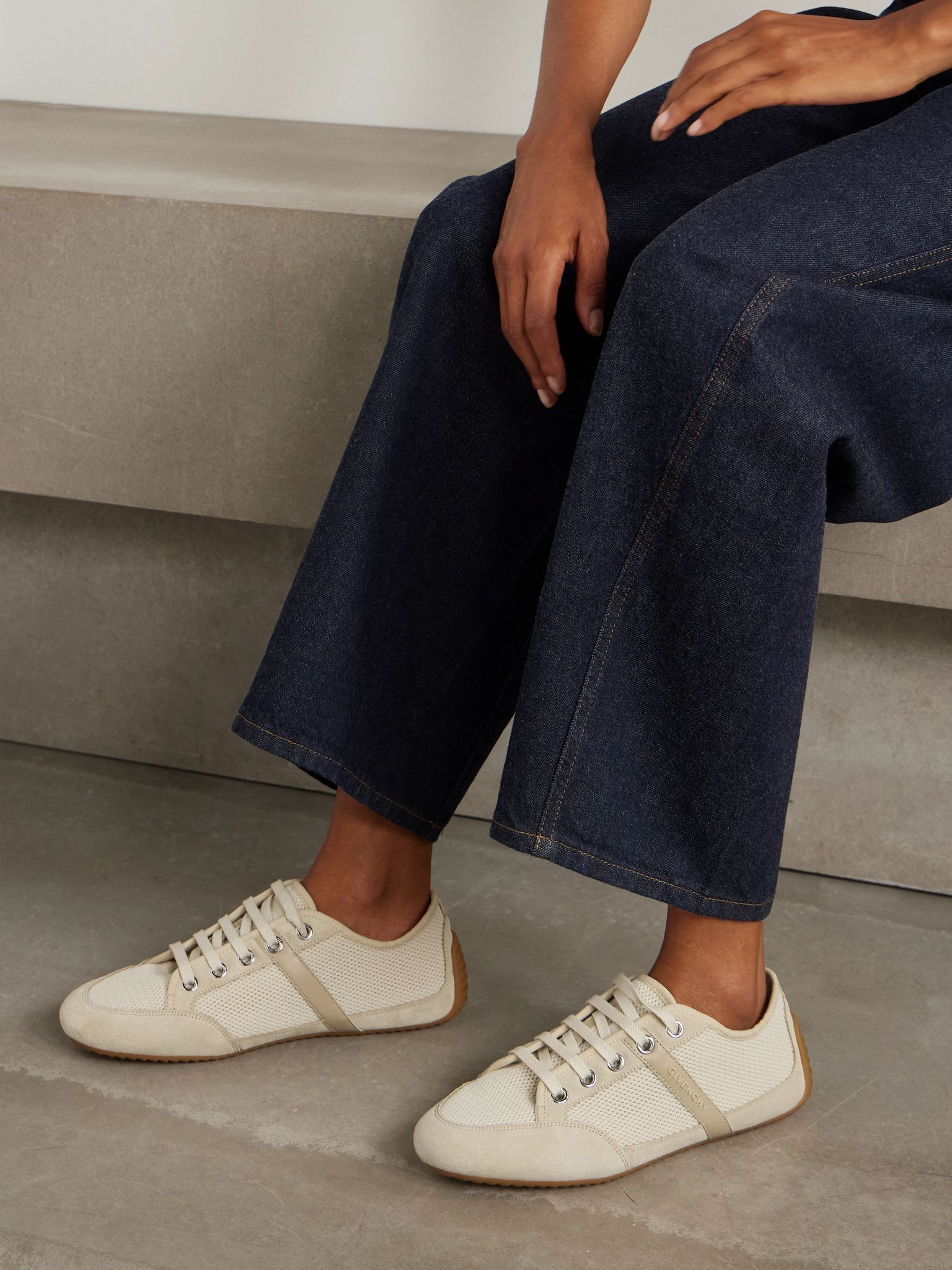 Leather and suede-trimmed mesh sneakers Beige - 2