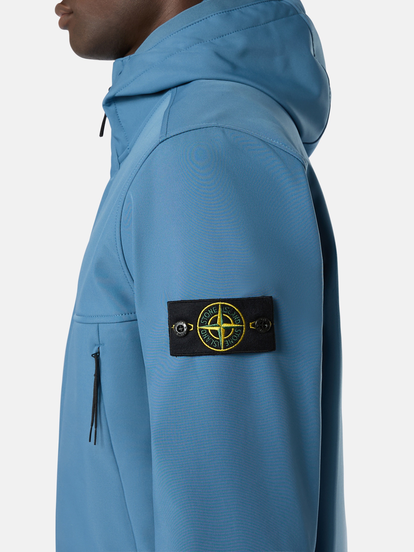 STONE  Q0322 SOFT SHELL-R.e.dye® Stone Island Q0322 SOFT SHELL-R_e.dye® TECHNOLOGY IN
