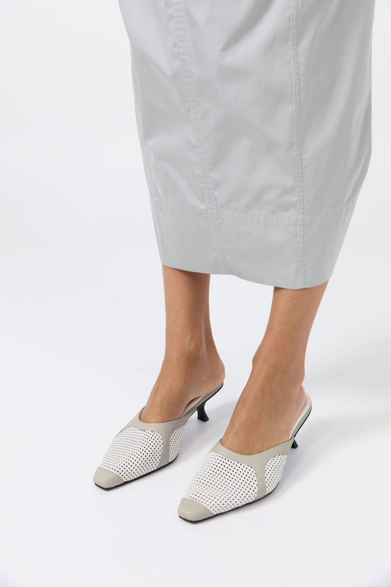 Perforated Heel - Off White - 7