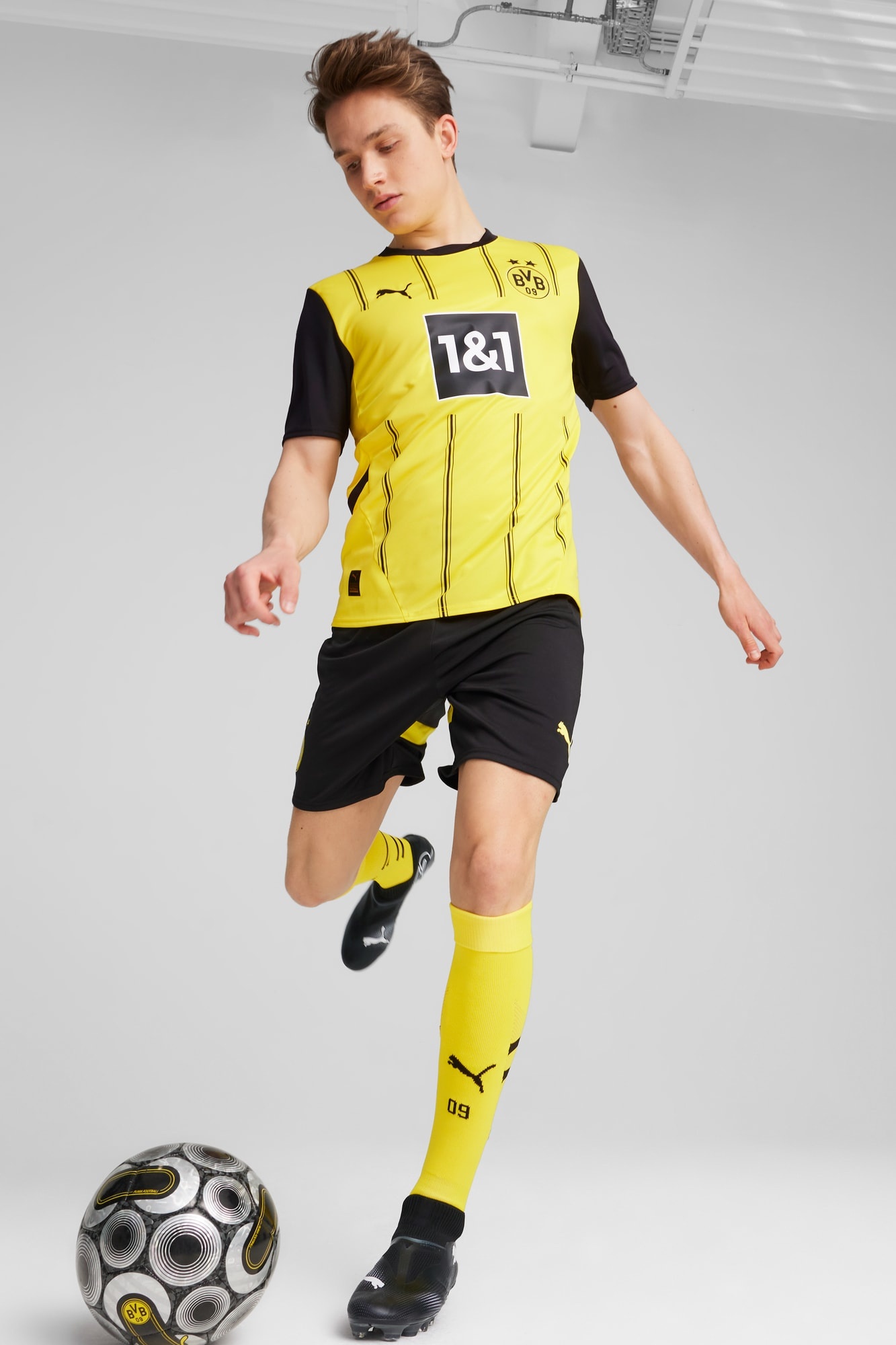 Borussia Dortmund 24/25 Men's Replica Home Soccer Jersey - 5