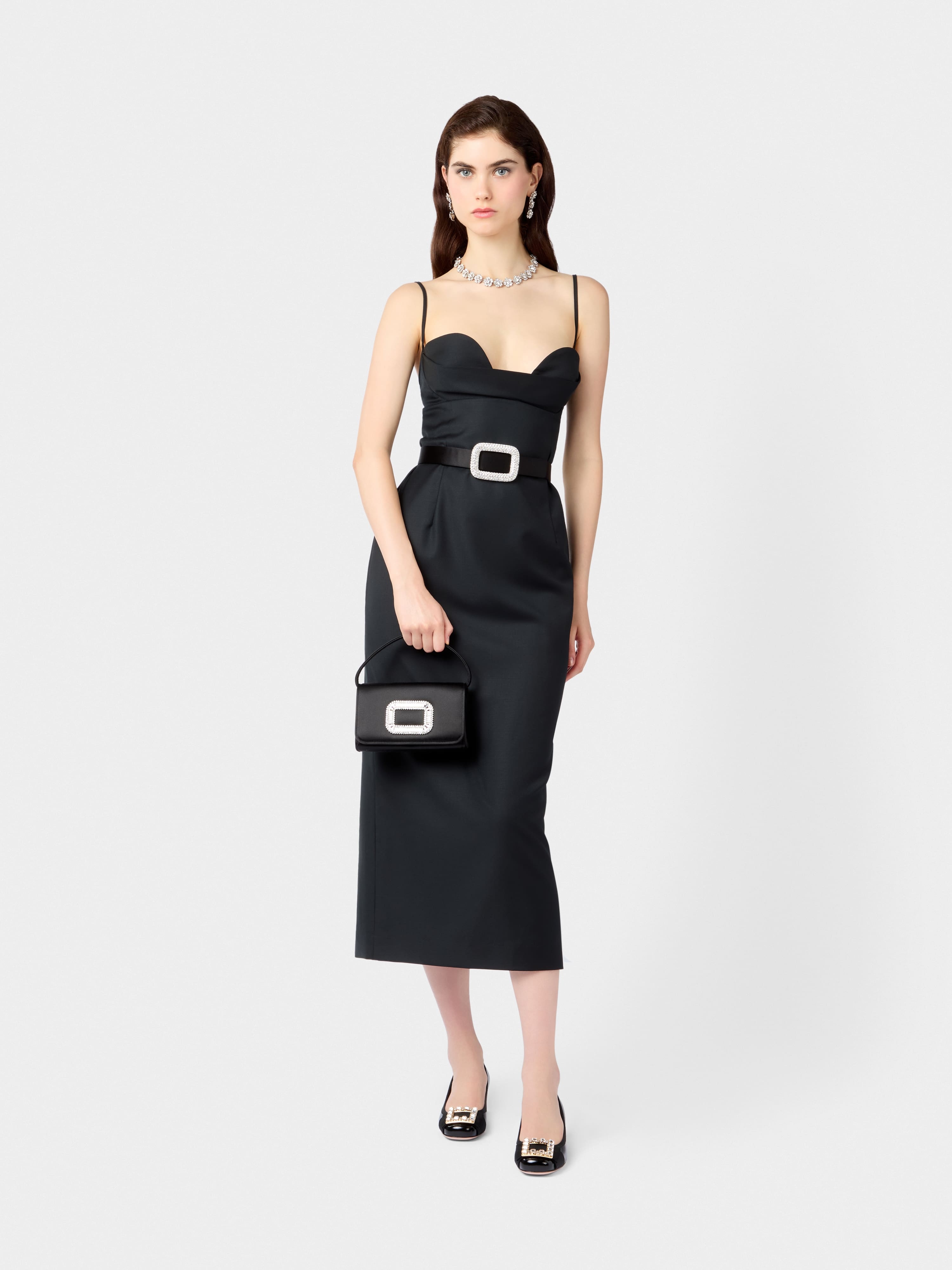 Très Vivier Pumps in patent leather - 9