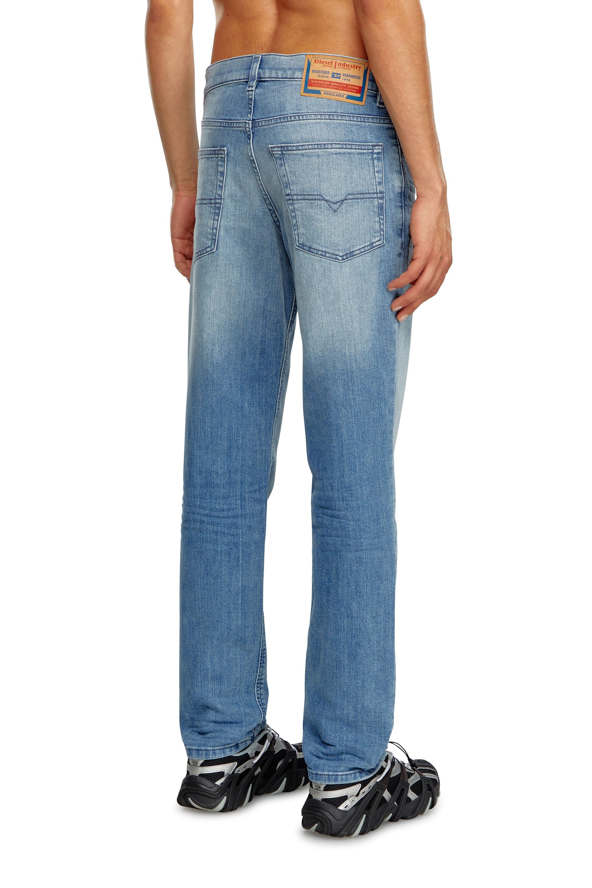 TAPERED JEANS 2023 D-FINITIVE 0GRDI - 4