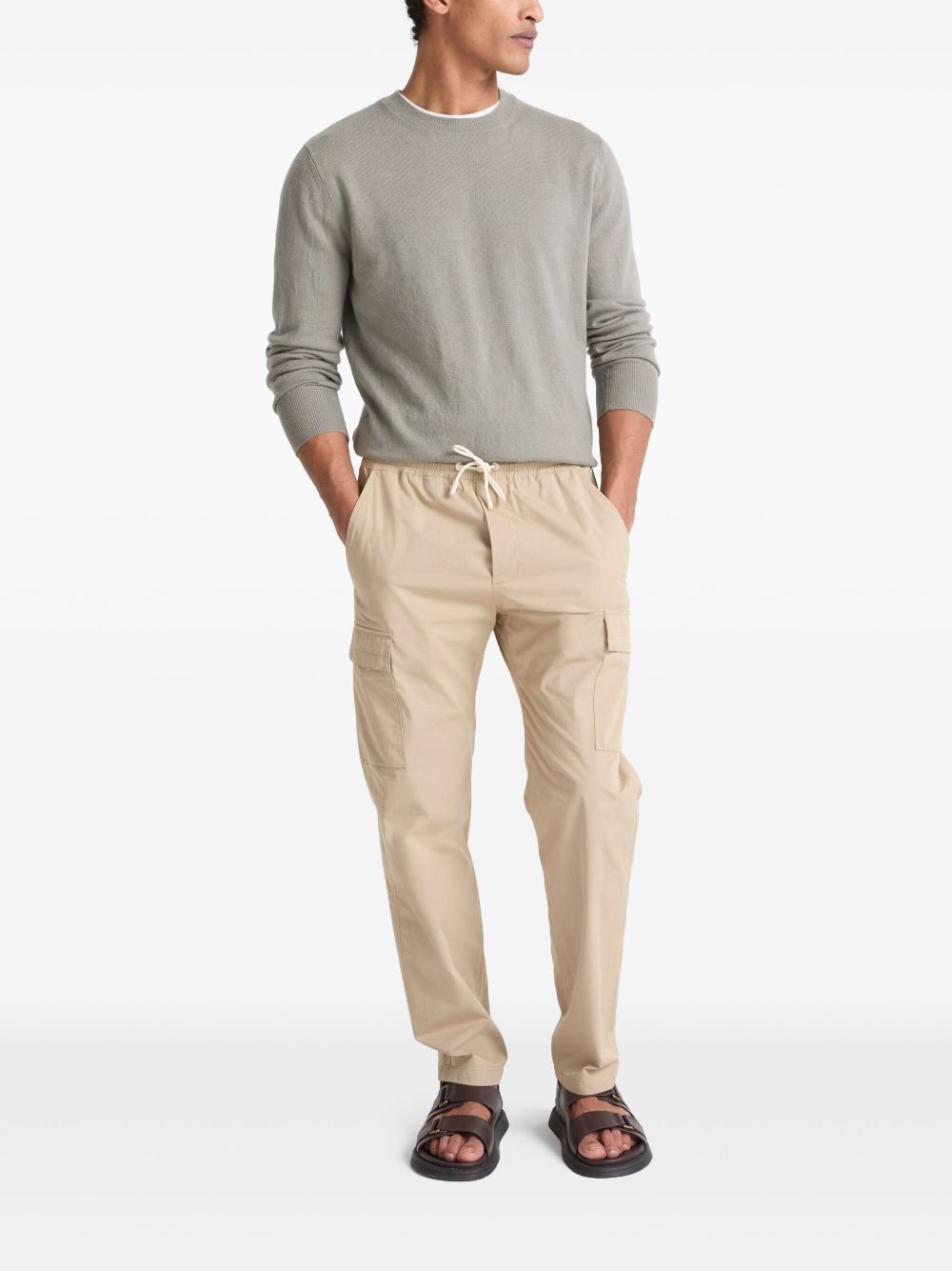 cargo pockets trousers - 2