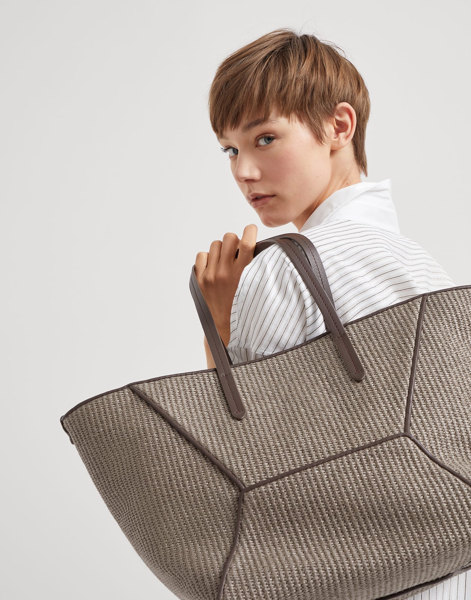 Techno raffia shopper bag with monili - 4