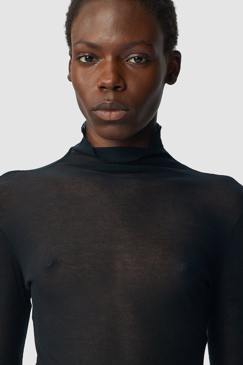 Kaisu Standard Fit Long Sleeve Turtle Neck Tee 4