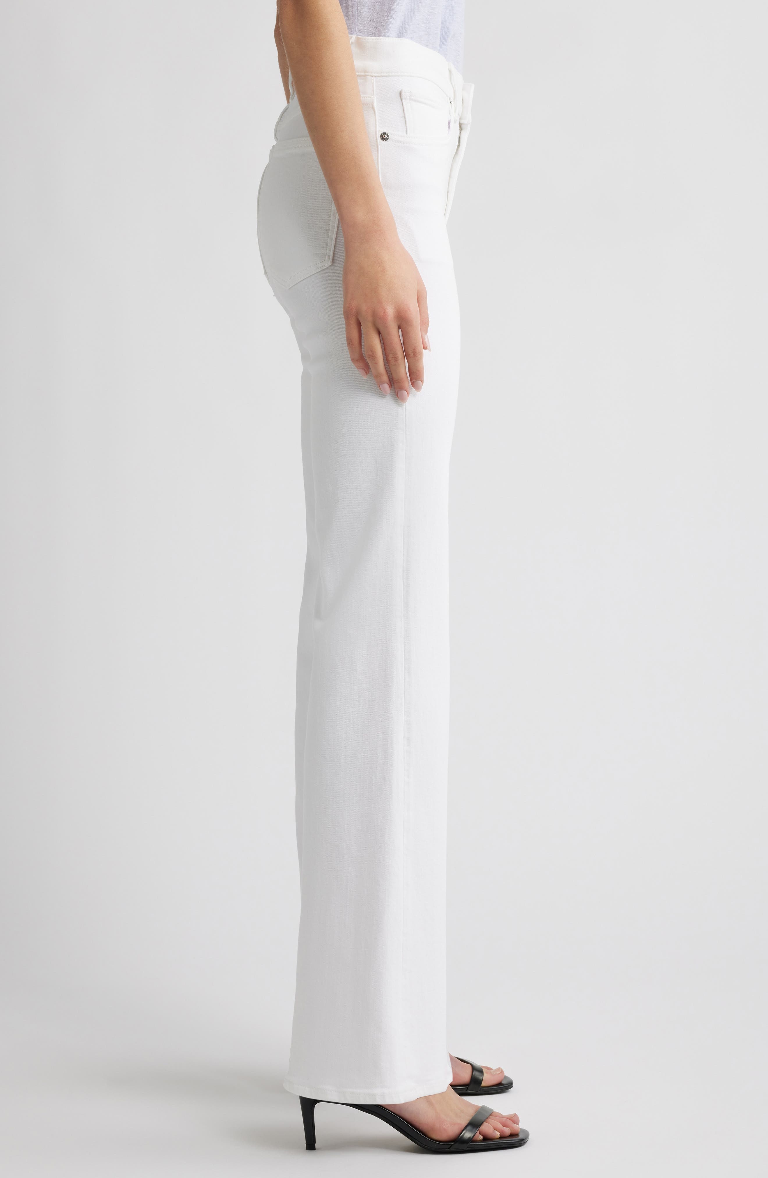 FRAME The Icon Flare Jeans in White at Nordstrom - 3