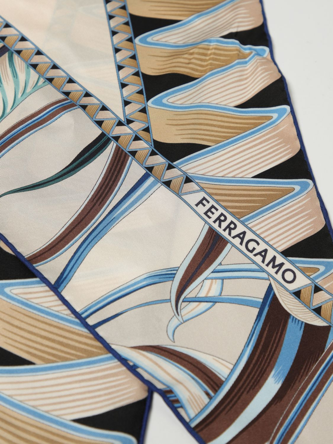Scarf woman Ferragamo - 3