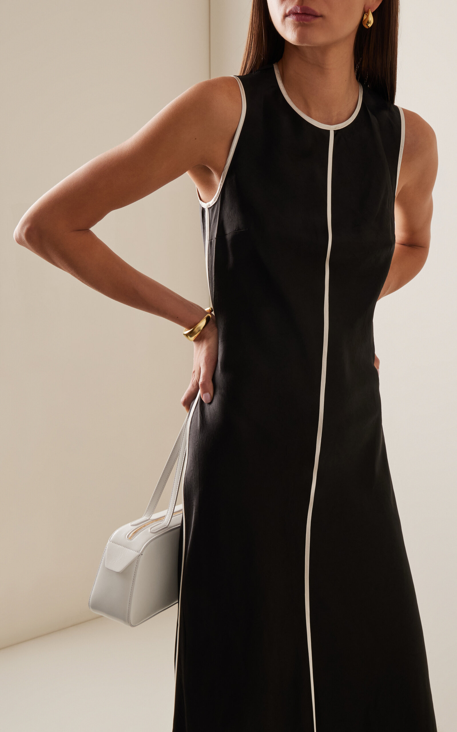 Contrast-Trimmed Crepe Maxi Dress black/white - 2