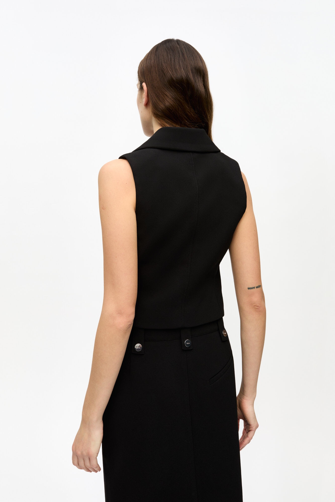 BLACK BONDED CREPE VEST - 4