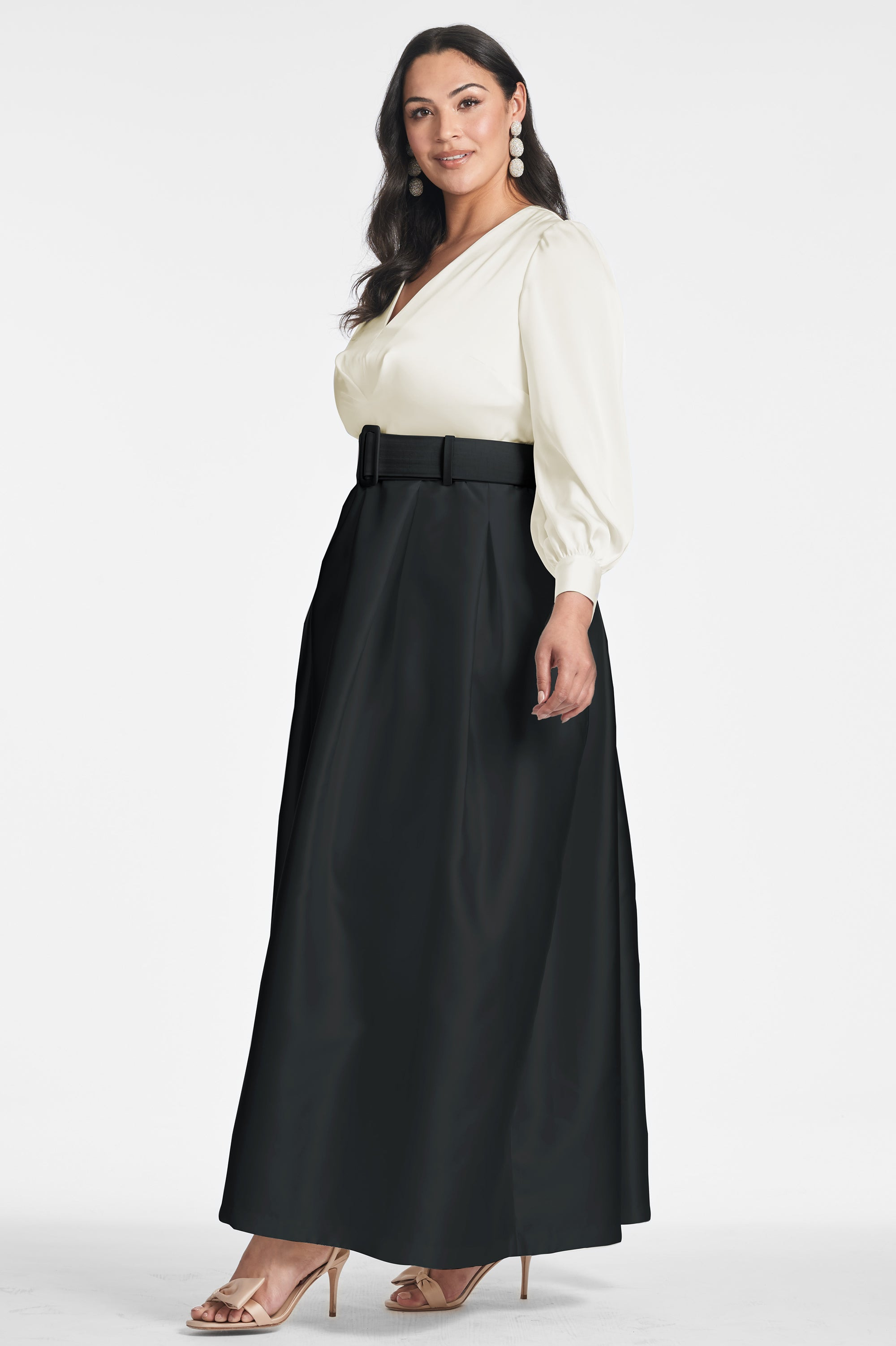 Zoe Gown - Ivory/Black - 5