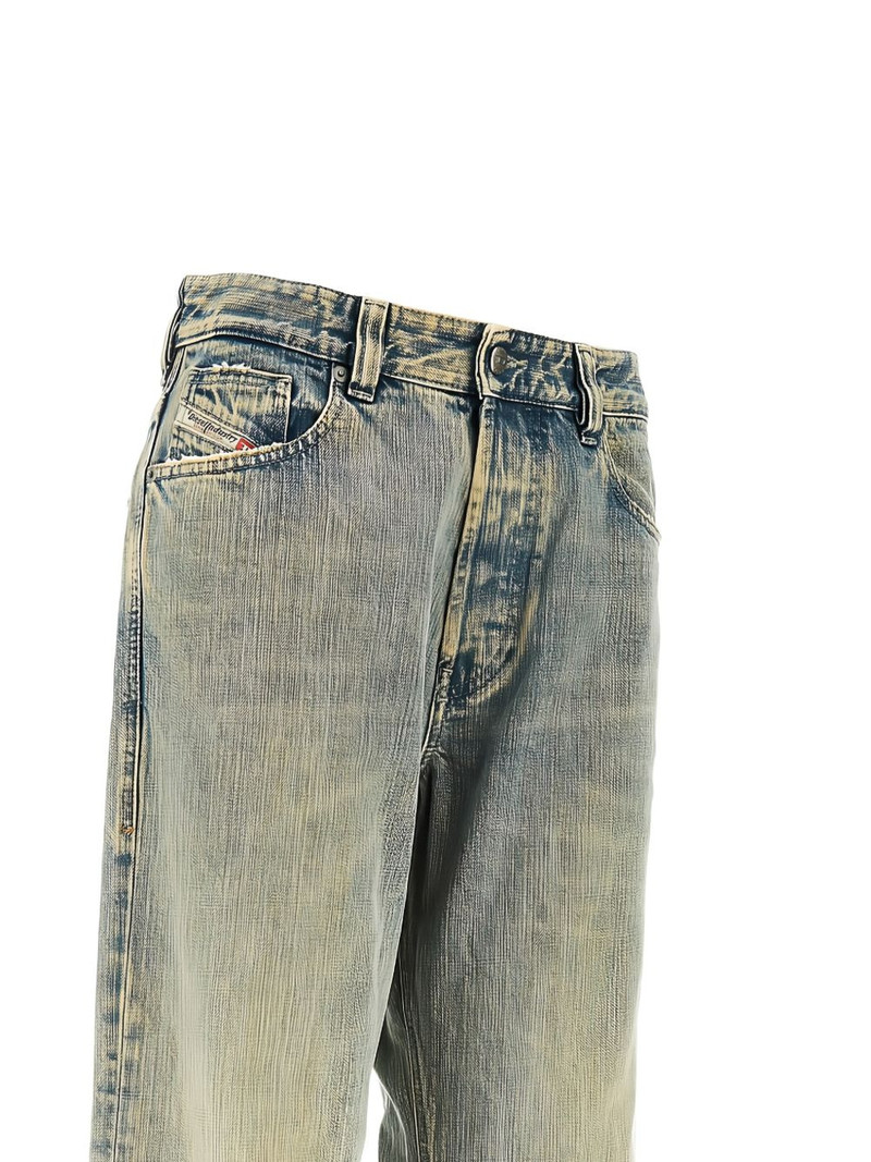 Diesel 1988 D-Ark jeans outlook