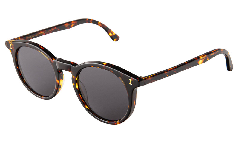 illesteva Sterling Sunglasses outlook