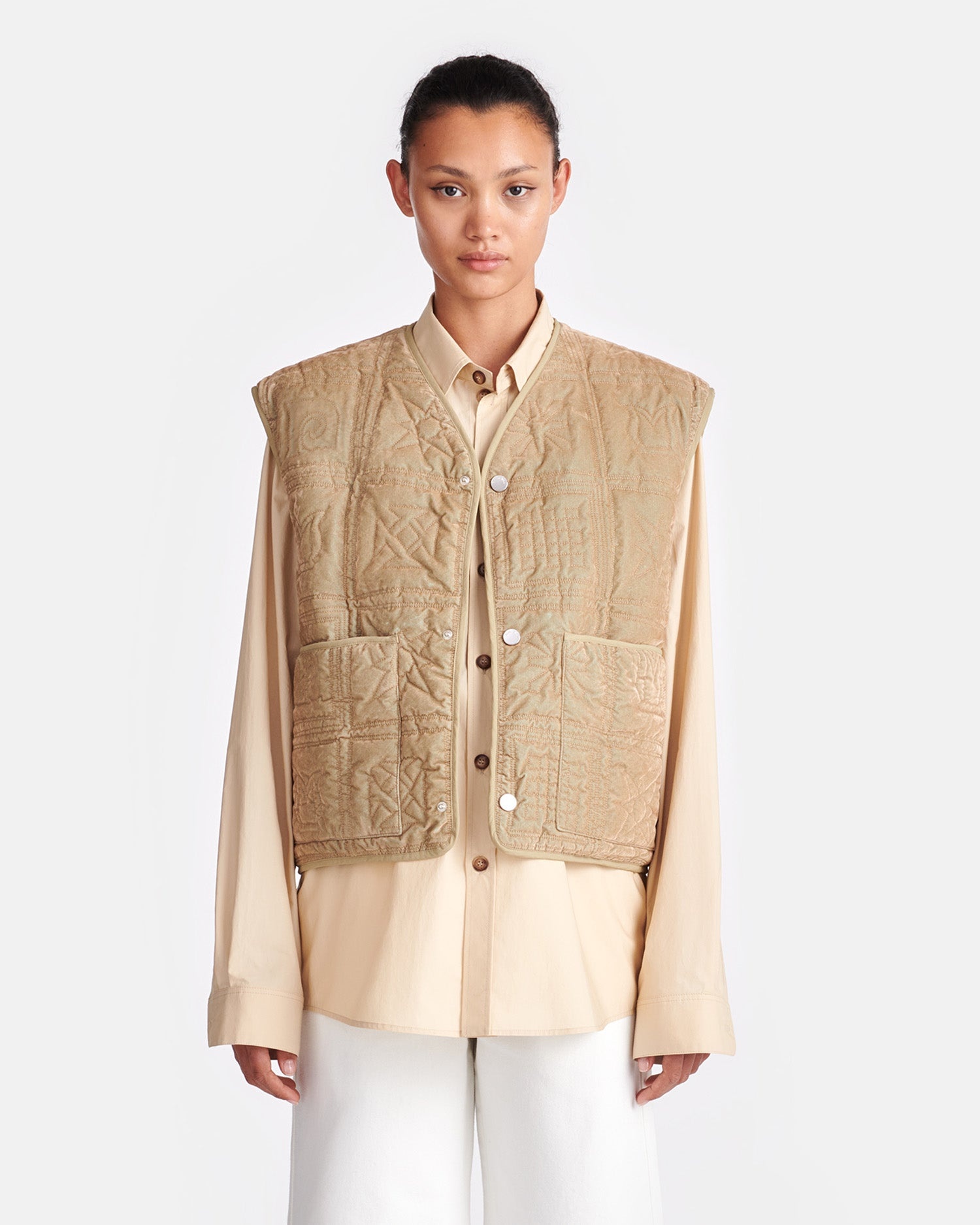 Quilted Tech-Velvet Gilet - 2