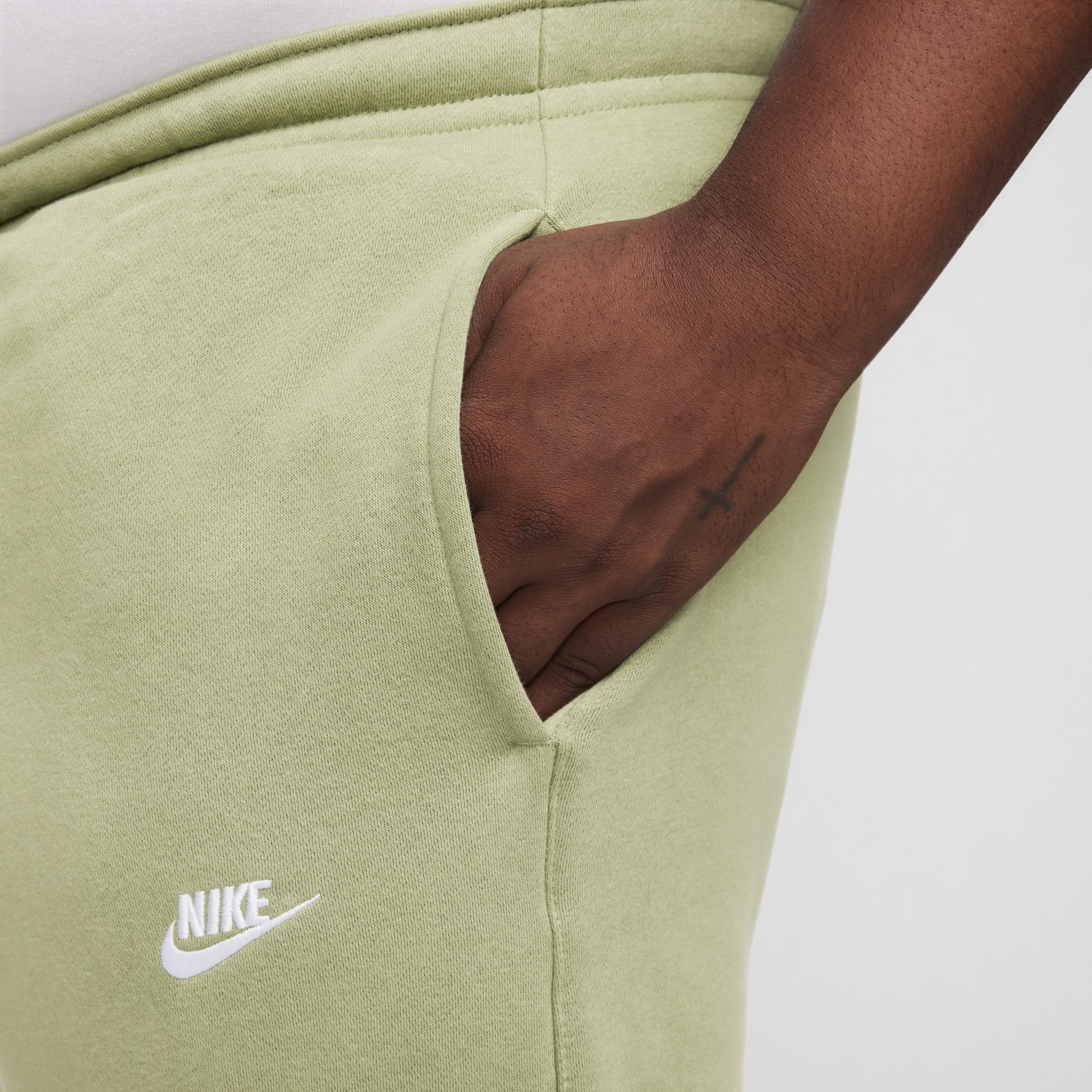 Men's Nike Sportswear Club Fleece Pants - 11