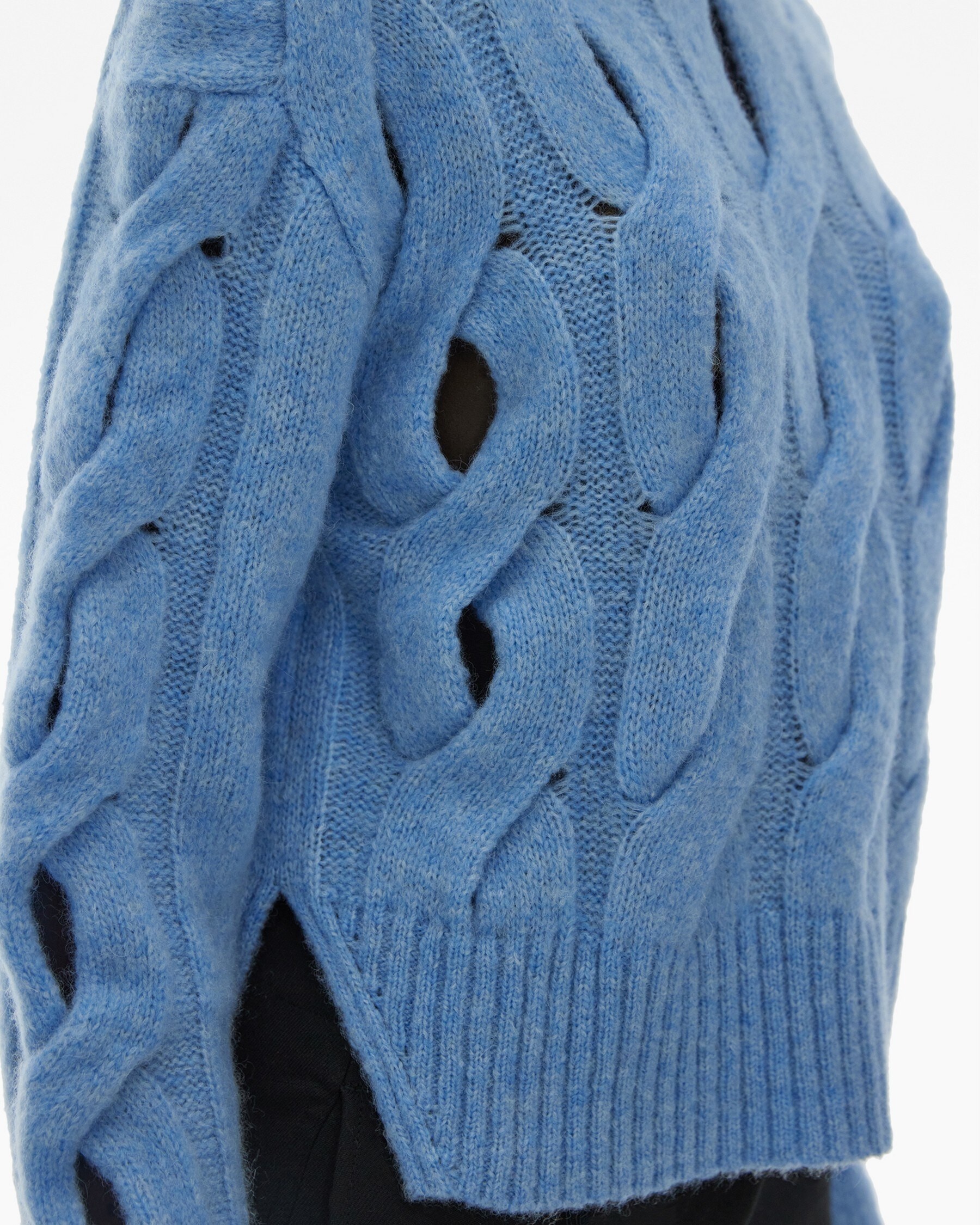 CROPPED CABLE KNIT SWEATER - 6