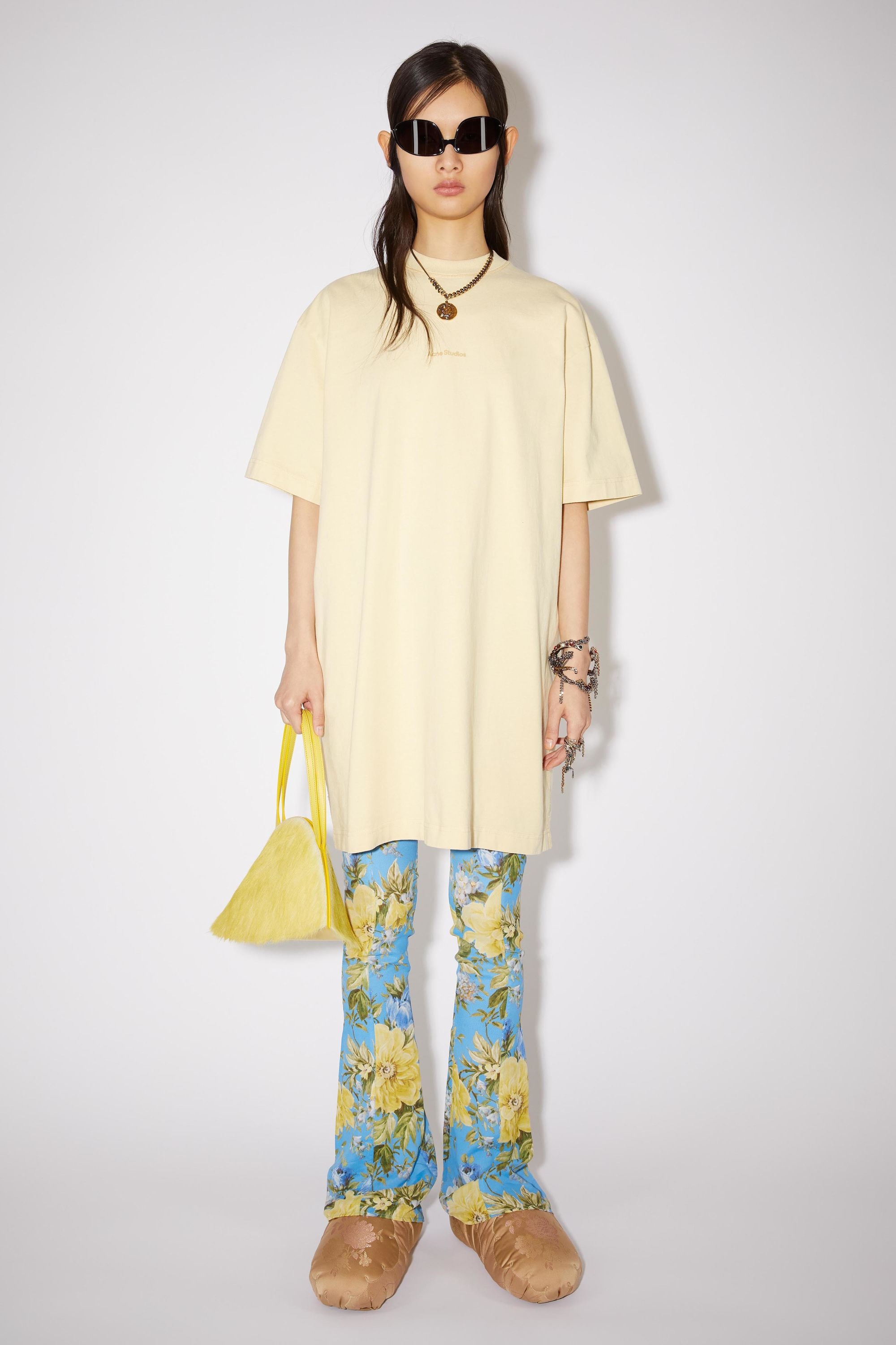 Logo t-shirt dress - Vanilla yellow - 2