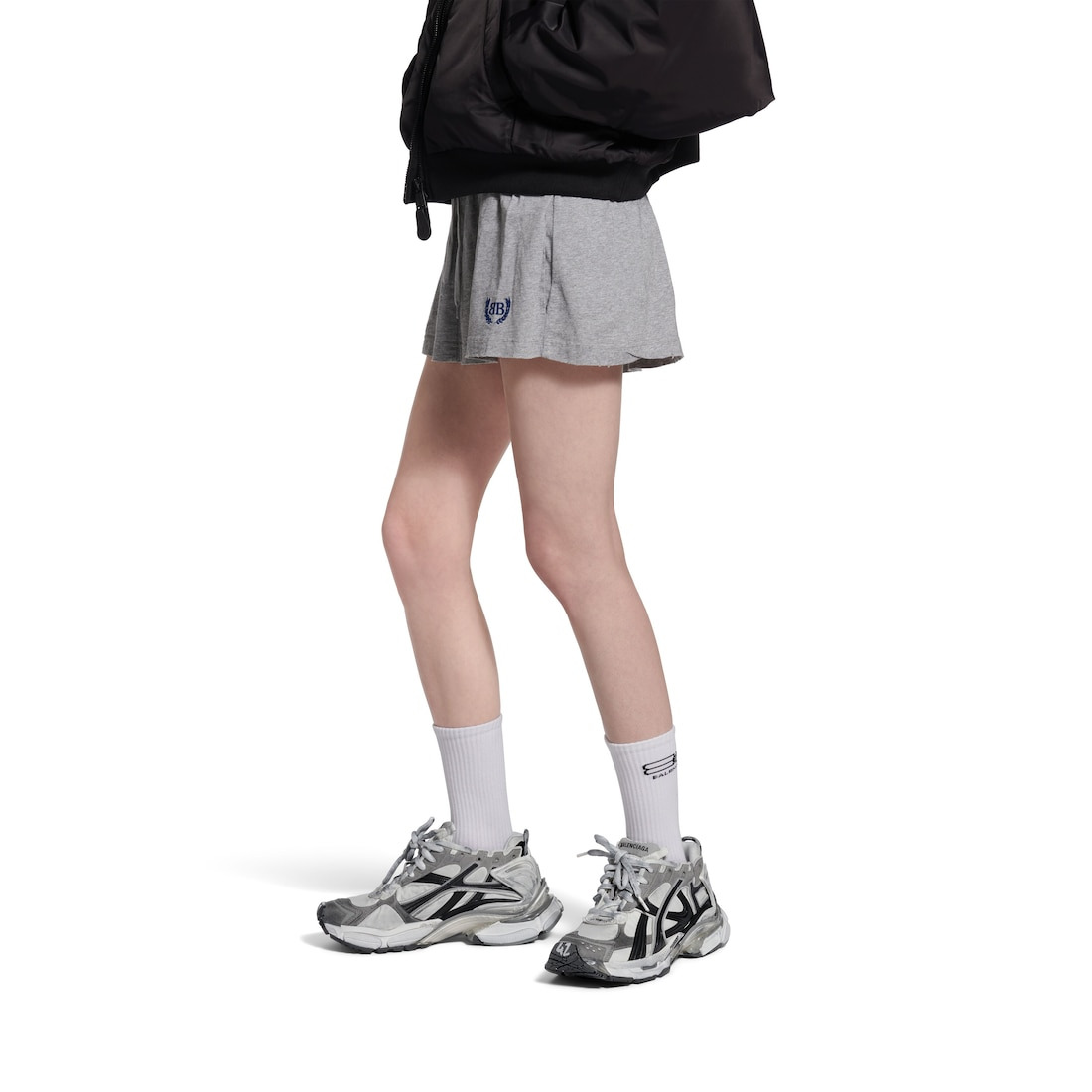 Women's Runner Sneaker in Grey - 10