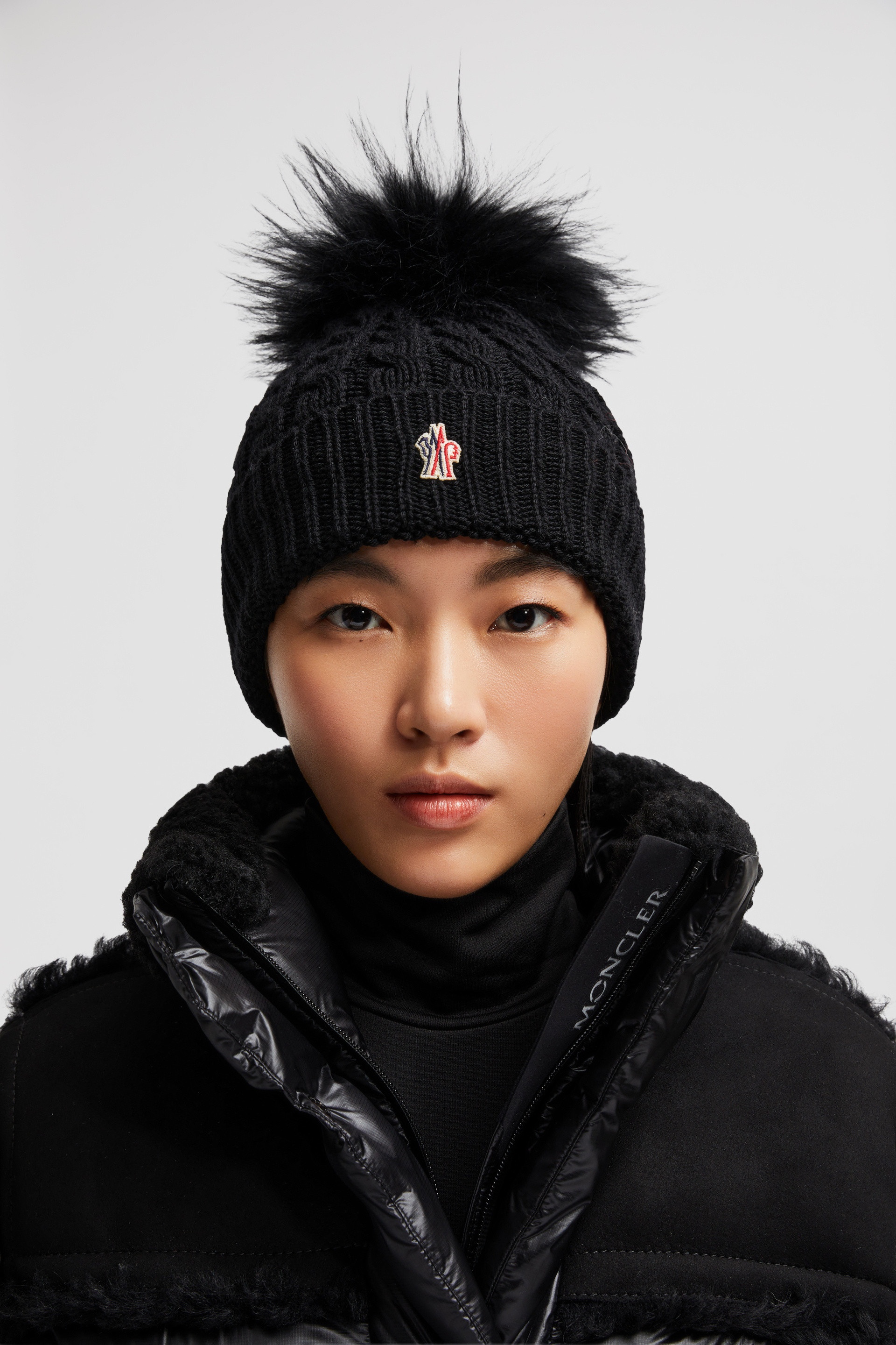 Moncler beanie pom pom deals