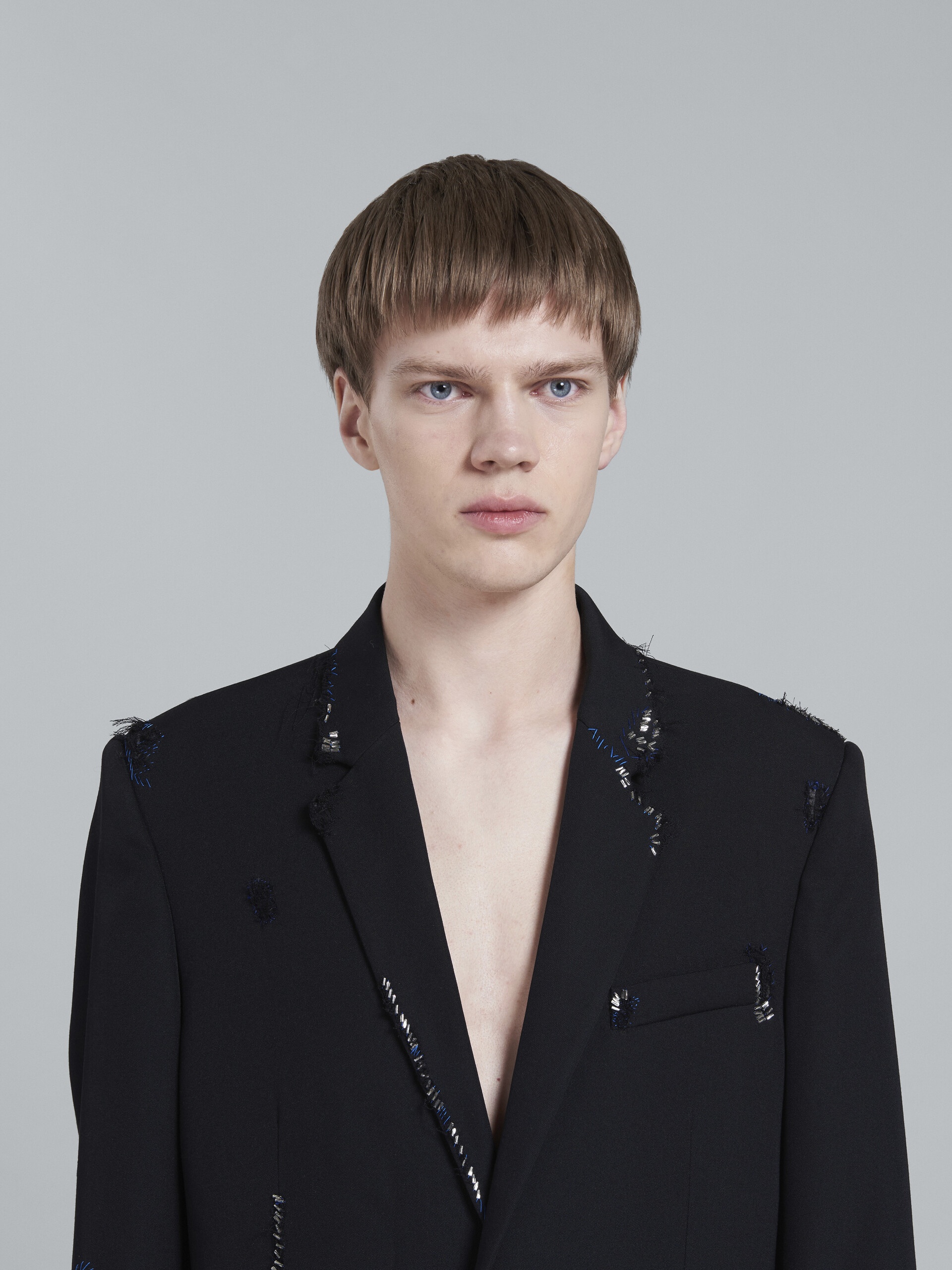 BLACK WOOL CONVERTIBLE BLAZER - 4