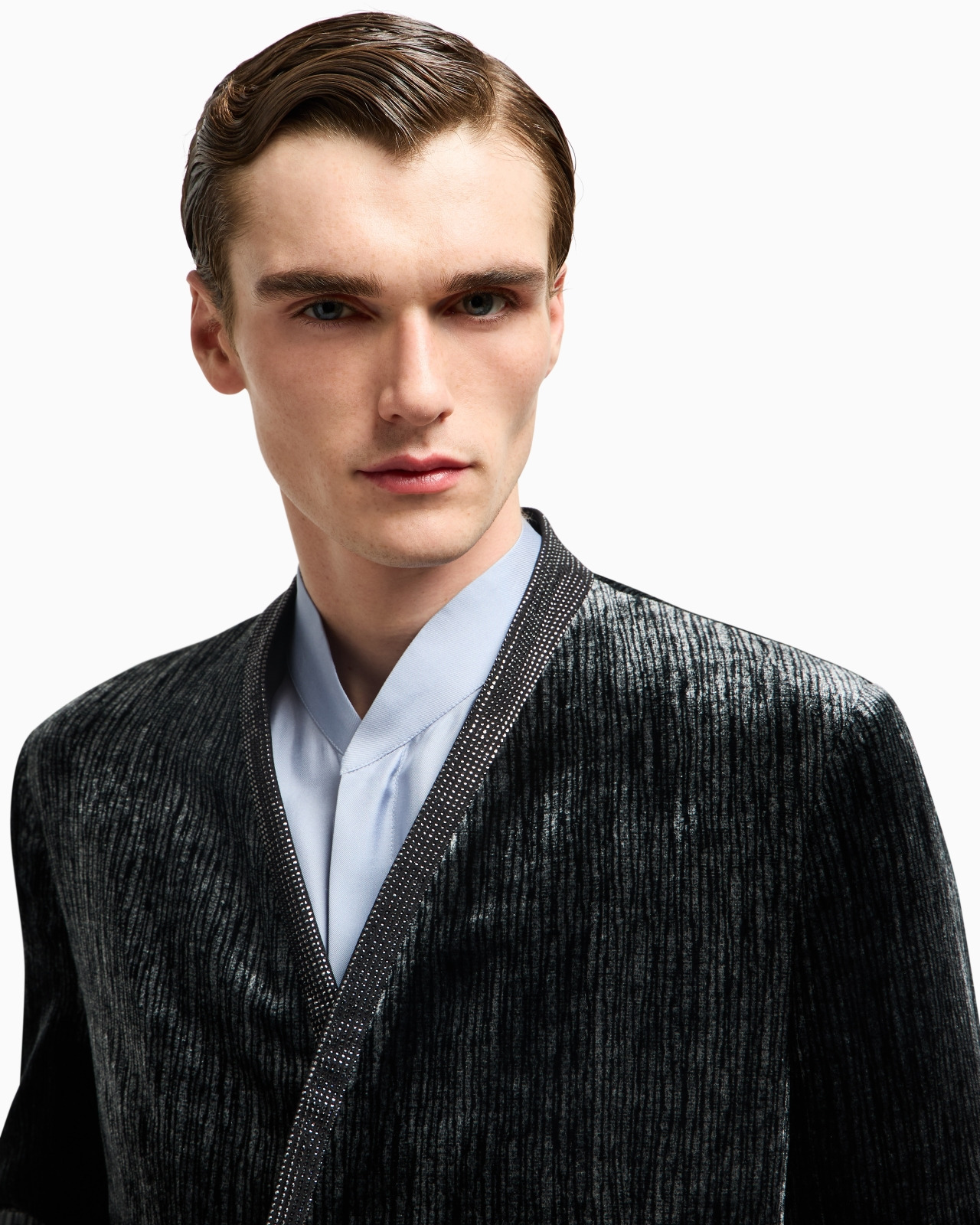UPTON LINE LUREX VELVET AND RHINESTONE TUXEDO JACKET - 5