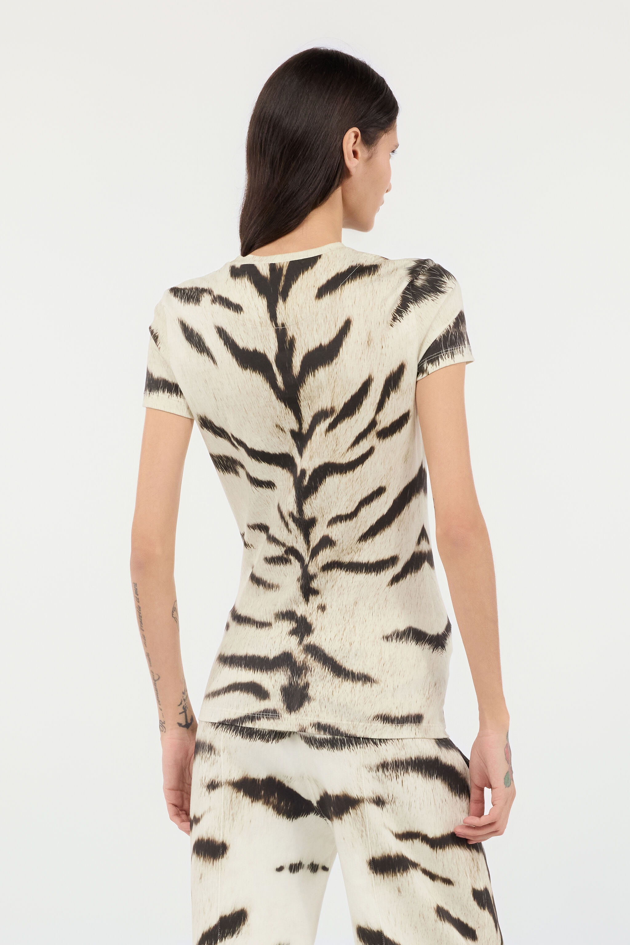 Woman T-Shirt With White Tigresse OGAT X Roberto Cavalli Print - 4