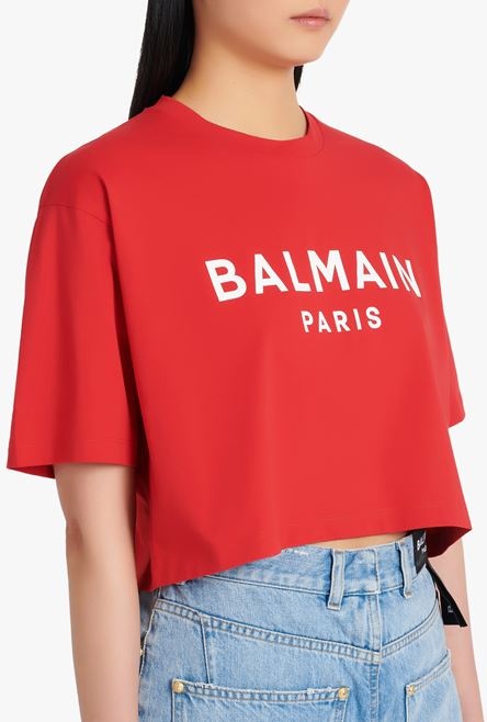 Cropped red eco-designed cotton T-shirt with white Balmain logo print - 6