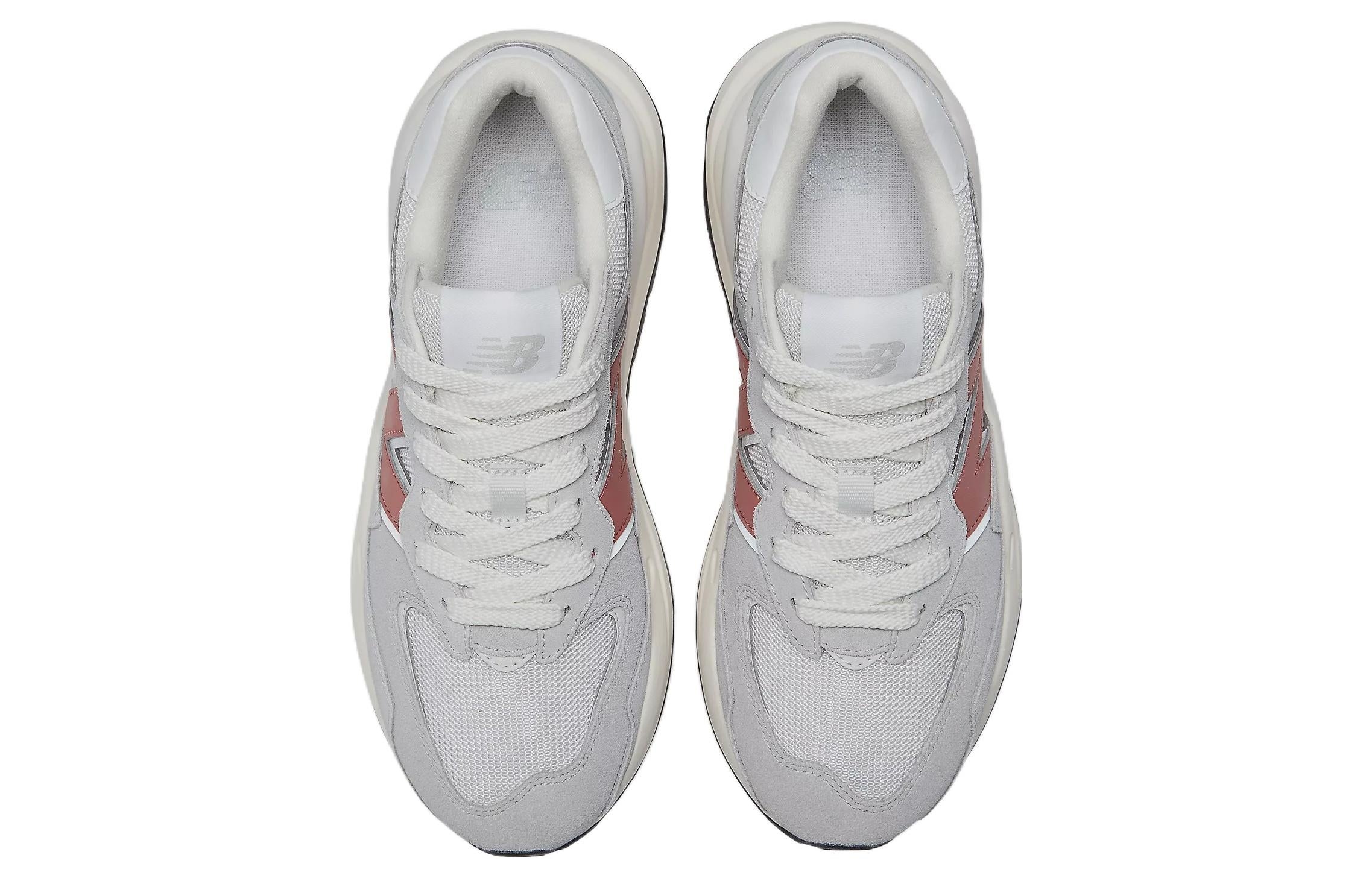 (WMNS) New Balance 57/40 'Light Aluminum Mineral Red' W5740SLC - 4