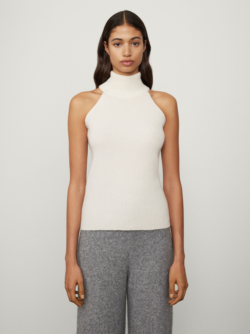 LISA YANG The Freya Top outlook